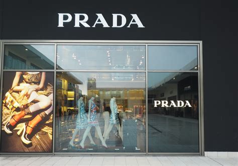 outlet prada vendita on line|prada outlet factory shop.